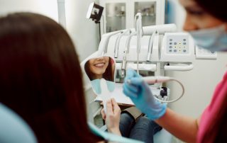 Paciente en consulta dental.